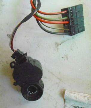 фото thumb №4, Renault clio iv двигатели отопителя электропроводка