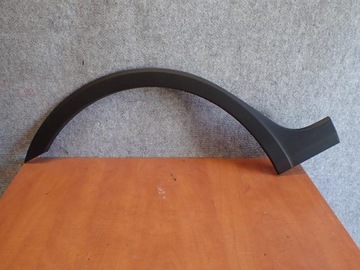 фото thumb №1, Накладка молдинг крила лівий перед skoda rapid