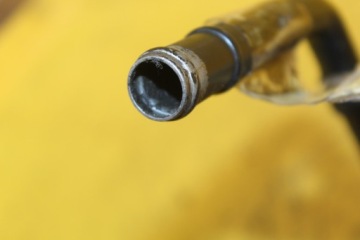 фото thumb №5, Радиатор масла vw touran 1.6 fsi 03c121050b