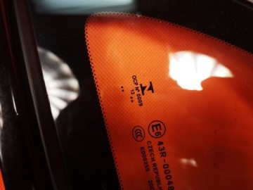 фото thumb №6, Volvo v40 скло кузовна права чорний блиск cc