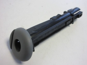 фото thumb №1, Audi q5 17^ направляющая подголовник 80a886920e