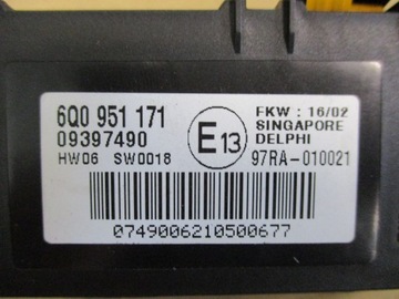 фото thumb №2, Vw polo 9n przed lift датчик сигнализация 6q0951171