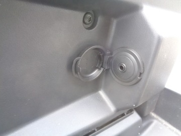 фото thumb №4, Peugeot 3008 09-16 підлокітник тунель середній