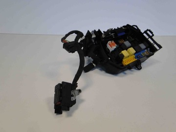 фото thumb №7, Mercedes gla x156 коробка корпус запобіжник 156