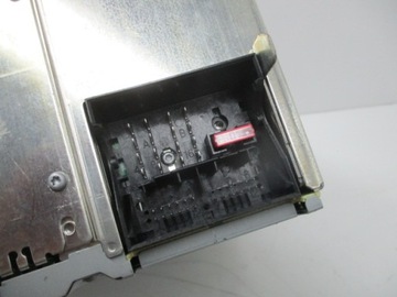 фото thumb №8, Audi a4 b7 радио cd chorus 8e0035152q