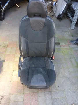 фото thumb №1, Volvo v40 19r сидіння пасажира r design