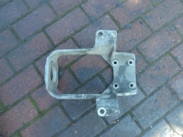 фото thumb №1, Кронштейн кабины подушка scania 4 1409347