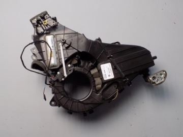 фото thumb №1, Vw touareg 7p отопитель задняя 7p6820003a