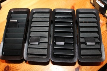 фото thumb №1, Решітка дифузор вихід повітря ford ranger 2014 3