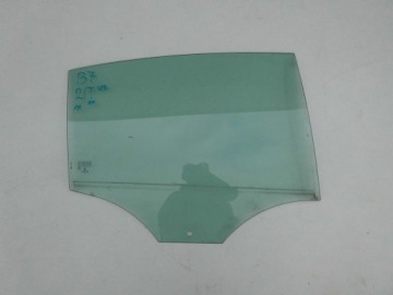 фото thumb №1, Стекло дверь vw passat b7 sedan 2015r. правая задняя