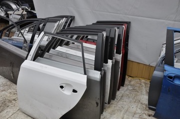 фото thumb №13, Двері праві зад задні праві toyota auris ii сірий