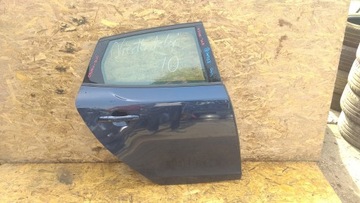 фото thumb №1, Volvo v40 2 ii дверь правый задняя цвет caspian-blue