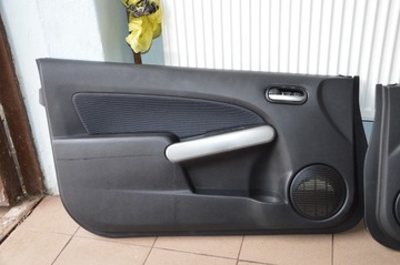 фото thumb №1, Обшивка левый дверь mazda 2 08-