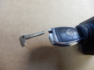 фото thumb №6, Mercedes glk 320cdi замок запалювання ключ a2045451308