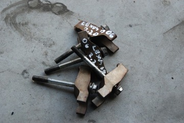 фото thumb №1, Крепление шпилька кронштейн форсунок is 220