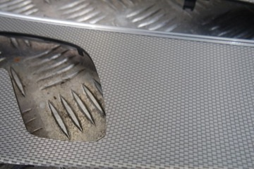 фото thumb №5, Накладки декоративные mercedes w213 amg p135