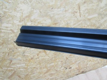 12 mercedes w201 190 задня молдинг поріг накладка на поріг задні чорна Зі Шроту, фото thumb