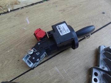 фото thumb №3, Dacia lodgy 2015 1,5 dci бортовий комп'ютер 237102597r kpl