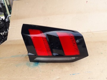 фото thumb №1, Лампа задня ліва peugeot 5008 17- w кришка