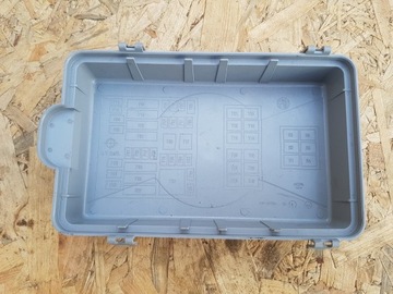 фото thumb №6, Alfa romeo giulia крышка предохранителей