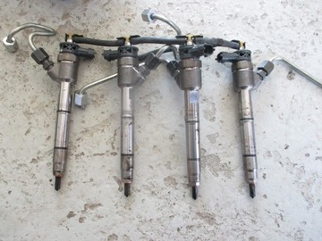 фото thumb №1, Инжектор hyundai 1.6 1.7 crdi 0445110589