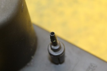 фото thumb №5, Помпа центрального замка mercedes w202 2028001648