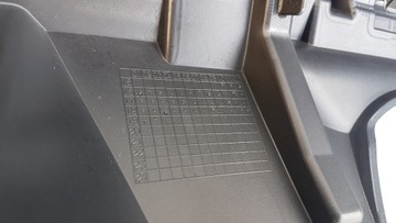 фото thumb №11, Audi оригинальный номер 8v4807511l бампер