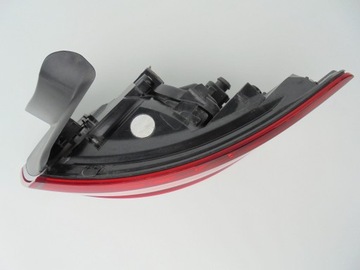 фото thumb №7, Audi оригинальный номер 8v4945070 лампа задняя p