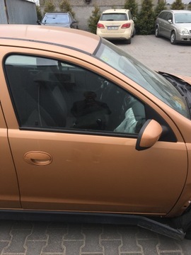 фото thumb №1, Opel corsa c дверь правое передние z40e