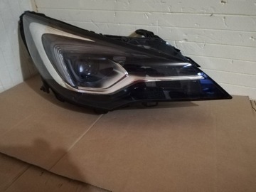 фото thumb №1, Лампа перед opel astra k