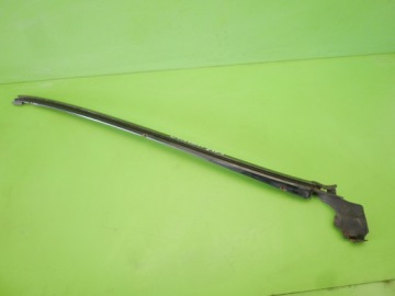 фото thumb №1, Молдинг скло перед лобове права mercedes w220