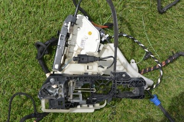 фото thumb №12, Замок двері insta лівий правий задня vw passat cc lift