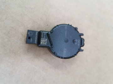 фото thumb №2, Ford fiesta mk8 2017-19r. - модуль датчик дождя