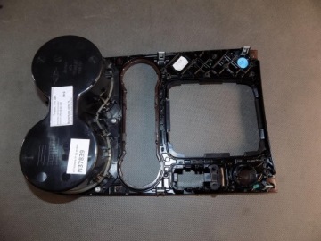 фото thumb №2, Vw touareg 7p рамка передач 7p6858602