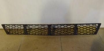 Купить Решётка средняя бампера mercedes e-klasa рестайлинг, фото thumb