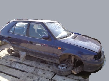 фото thumb №7, Кріплення полиці багажника праві skoda felicia 5d