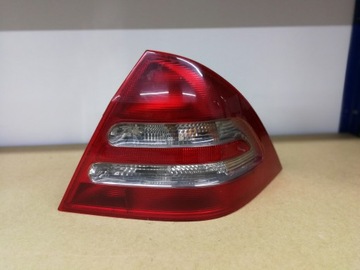 фото thumb №1, Mercedes w203 лампа задняя правая sedan