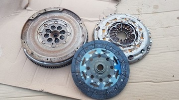 фото thumb №1, Колесо двухмассовый сцепление tucson 2.0 crdi 2017 rok