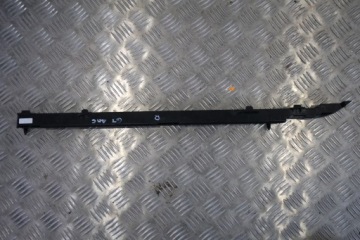 фото thumb №1, Правий молдинг бампера mercedes gt amg a1976800543