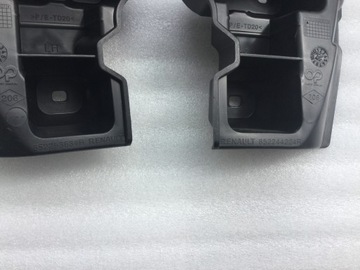 фото thumb №3, Renault оригінальний номер 852253834r напрямна бампера