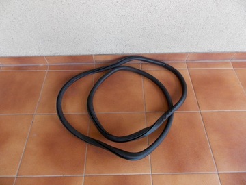 фото thumb №1, Vw golf v plus 05-09 прокладка дверь правый задняя