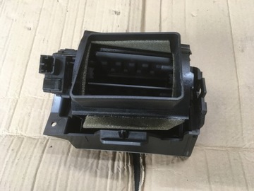 фото thumb №4, Решітка обдув ліва середина jaguar xf europa