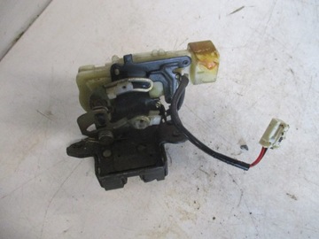 фото thumb №1, Замок крышки багажника mazda premacy 2003r