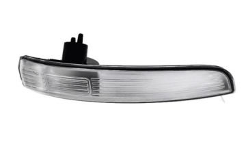 фото thumb №1, Ford kuga escape 2013+ поворотник правый новый ^