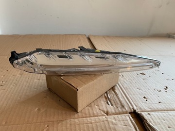 фото thumb №1, Porsche macan turbo правый led