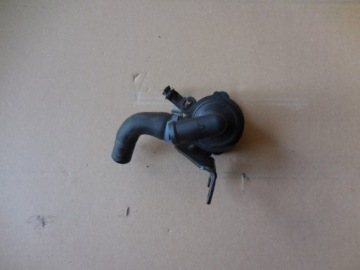 фото thumb №1, Vw audi насос wody 5n0965561a