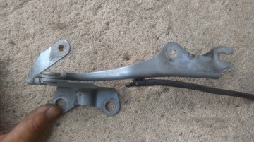 фото thumb №1, Mazda 5 05-10 петля капот правый