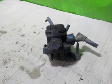 фото thumb №1, Клапан повітря напівпричепа mercedes actros mp2/3 axor