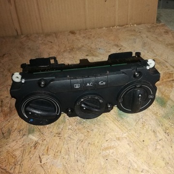 фото thumb №5, Audi a 3 8p панель керування обдув 8p0820047