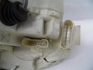 фото thumb №5, Замок дверь левый задняя merc w221 a2217300335 доводчик